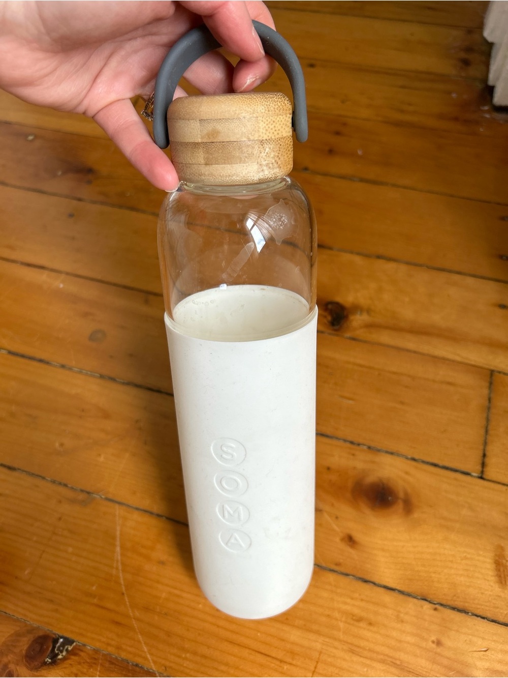 Soma full circle glass water bottle white